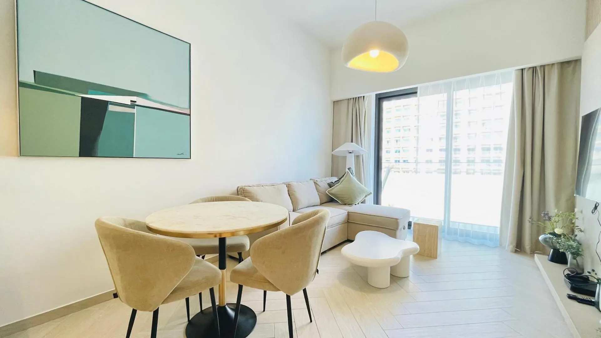 דובאי Brand New Luxury 1 Bedroom Apartment
