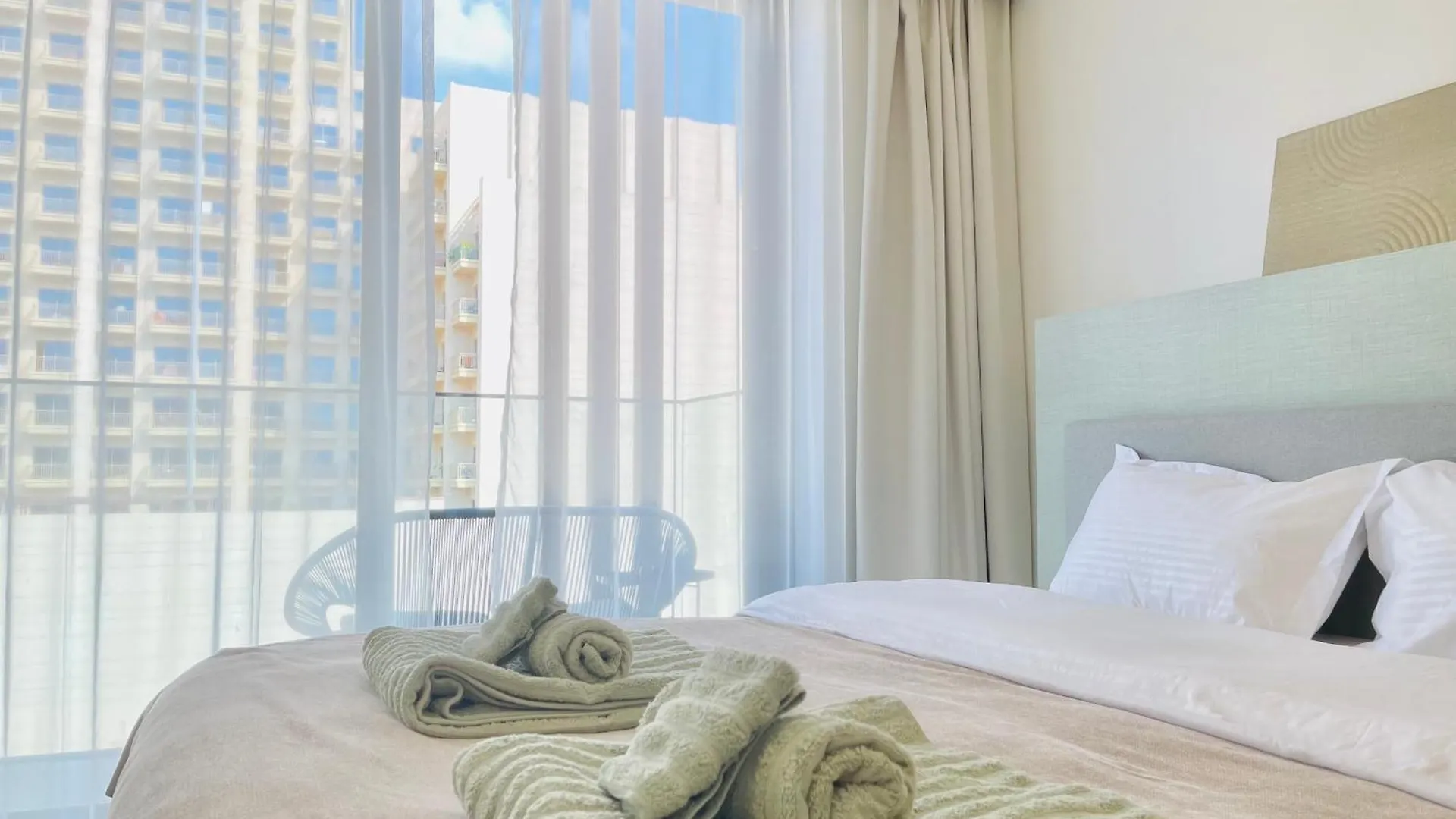 דובאי Brand New Luxury 1 Bedroom Apartment
