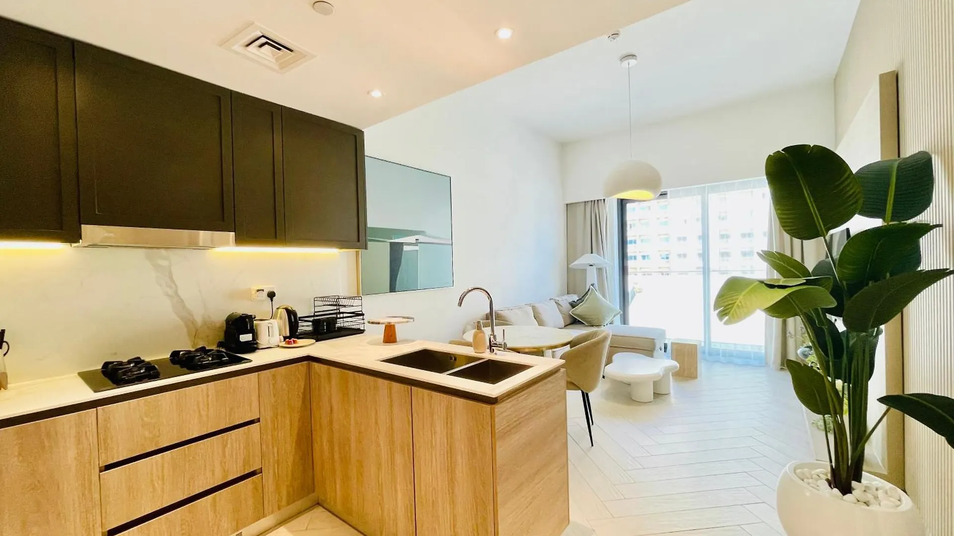 Brand New Luxury 1 Bedroom Apartment دبي